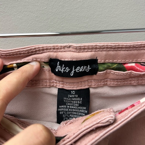 Suko Jeans Pink Cropped Pants - Picture 3 of 3